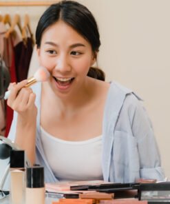 Chứng chỉ trang điểm thời trang và trang điểm chụp ảnh